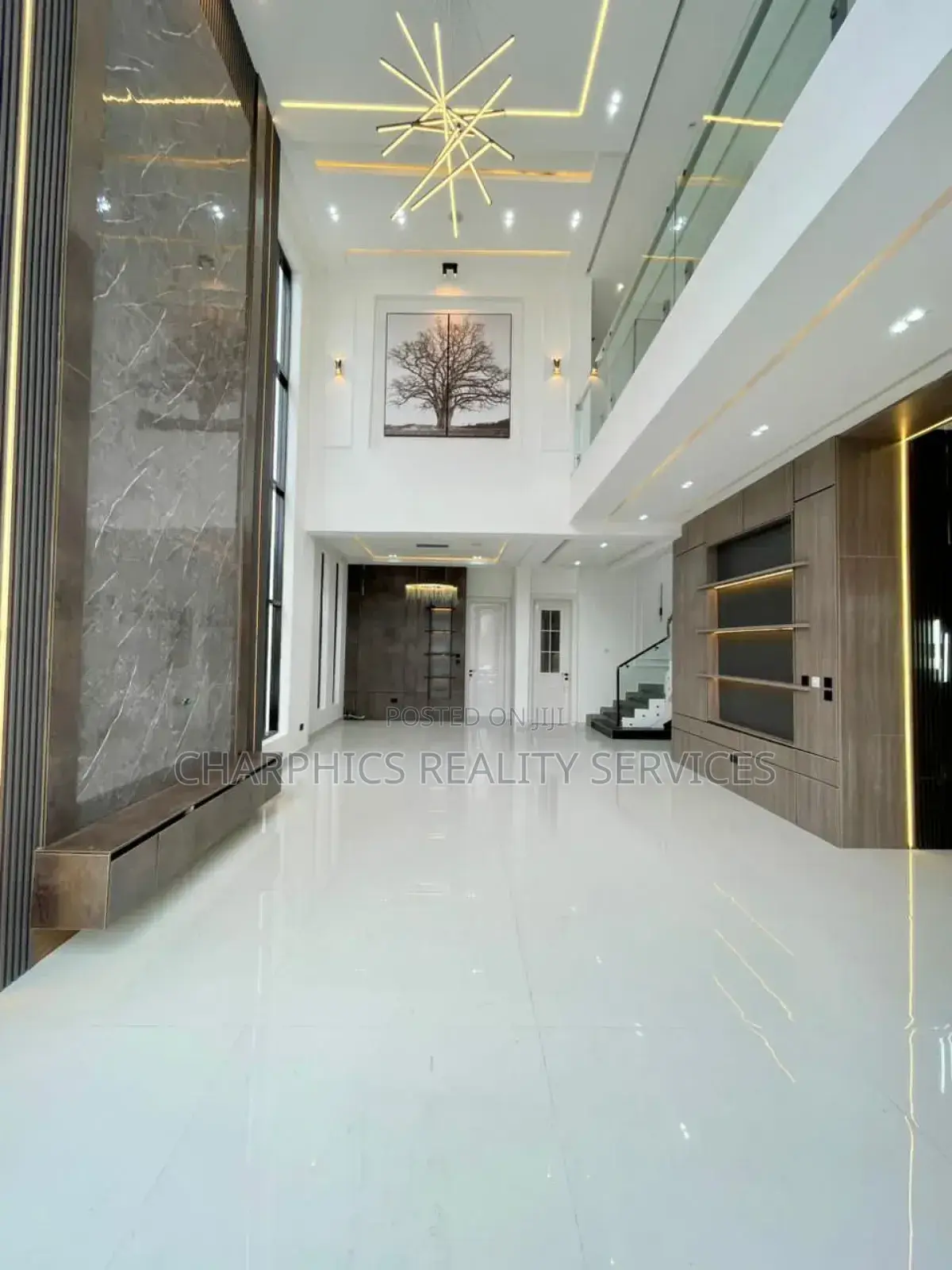 5bdrm Duplex in Ikota for sale in Ikota