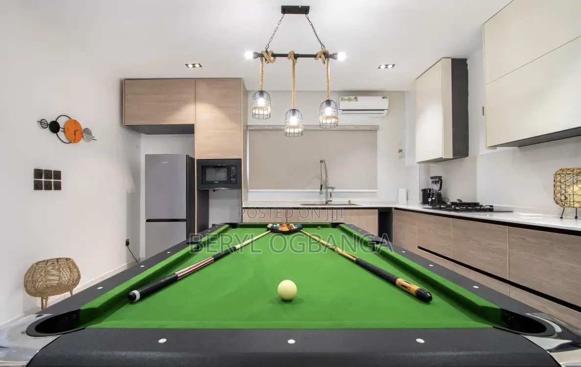 White Aesthetic 2 Bedroom With Snooker and Ps5 in Ikate