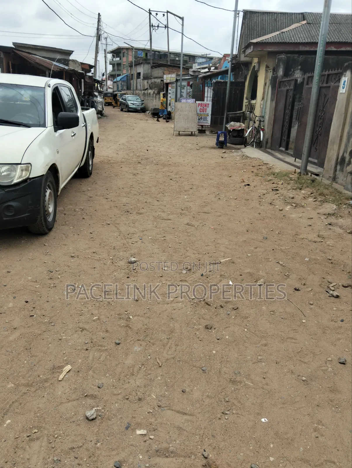 20 Rooms in a Decent Area of Iyana Ipaja in Iyana Ipaja