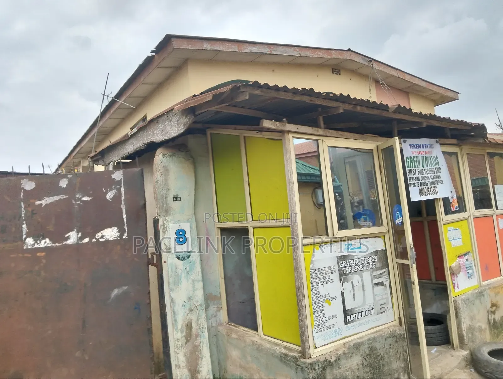 20 Rooms in a Decent Area of Iyana Ipaja in Iyana Ipaja