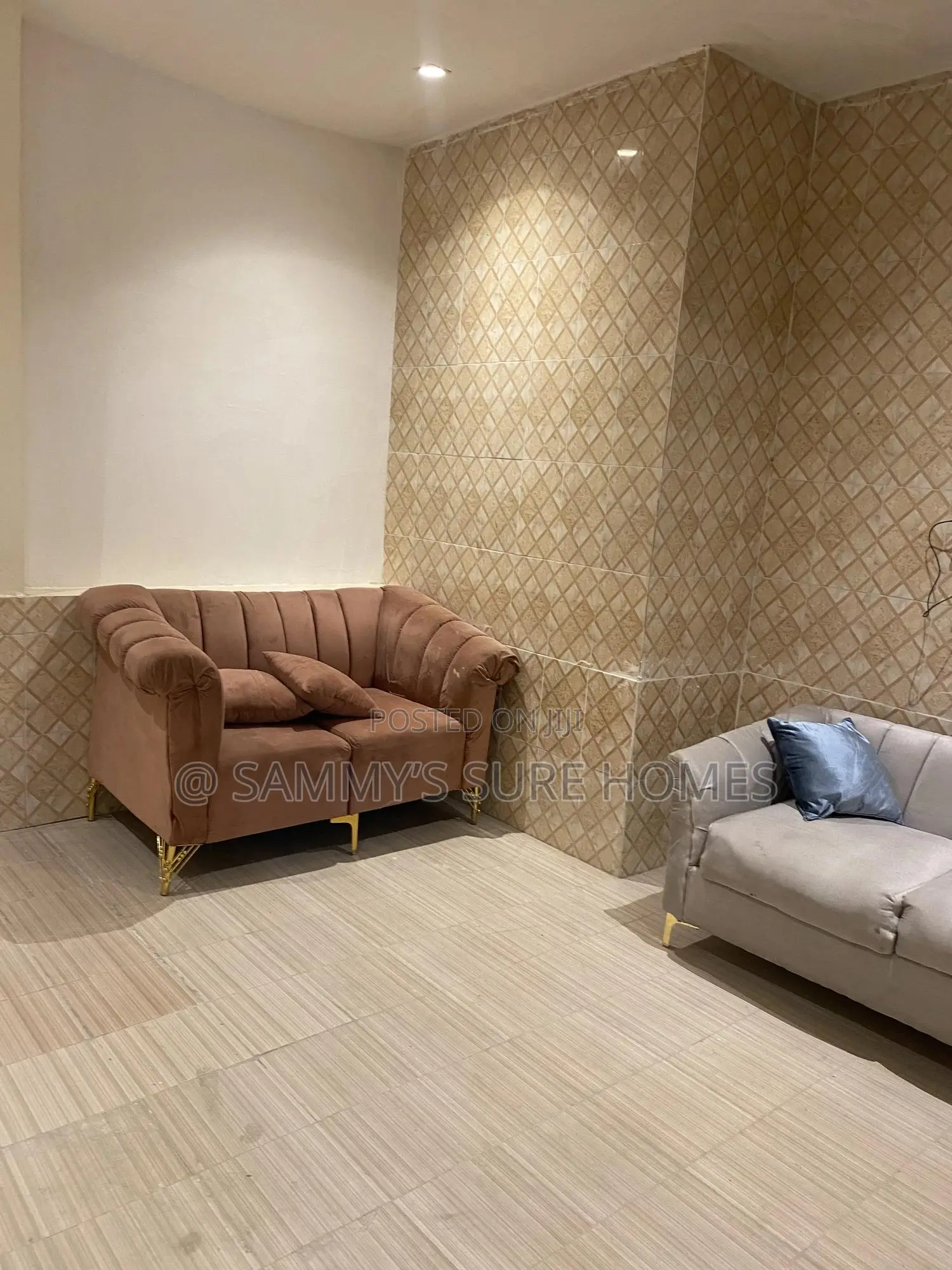 1bdrm Room & Parlour in N-Close First Avenue, Gwarinpa for rent in Gwarinpa