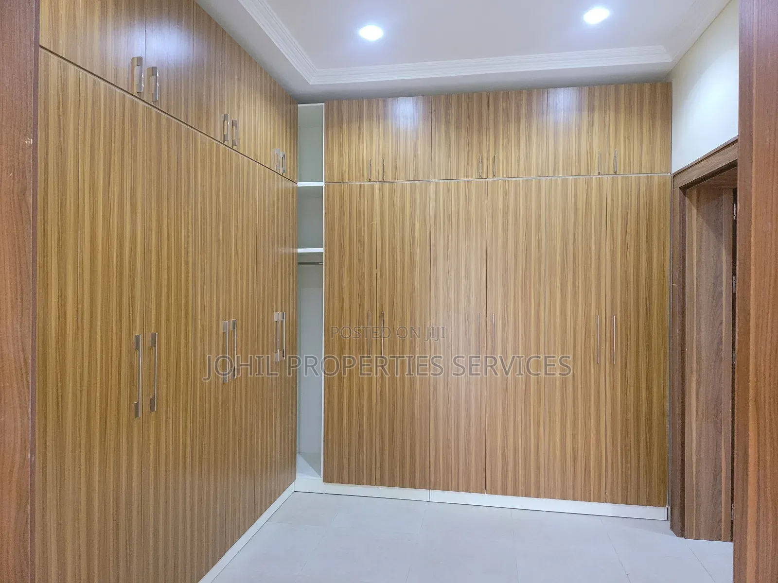 8bdrm Mansion in Maitama for sale in Maitama