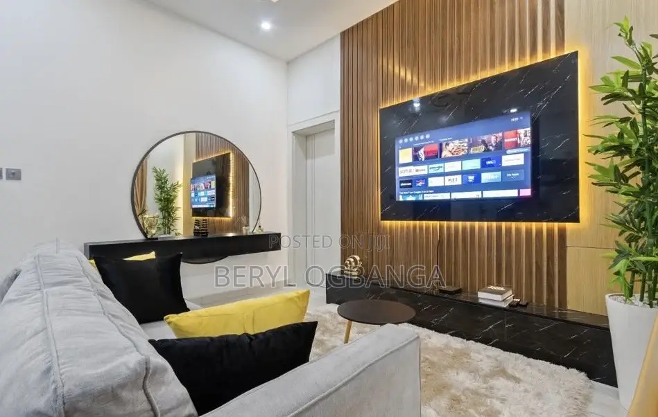 Luxury One Bed With Pool and Gym in Ikate