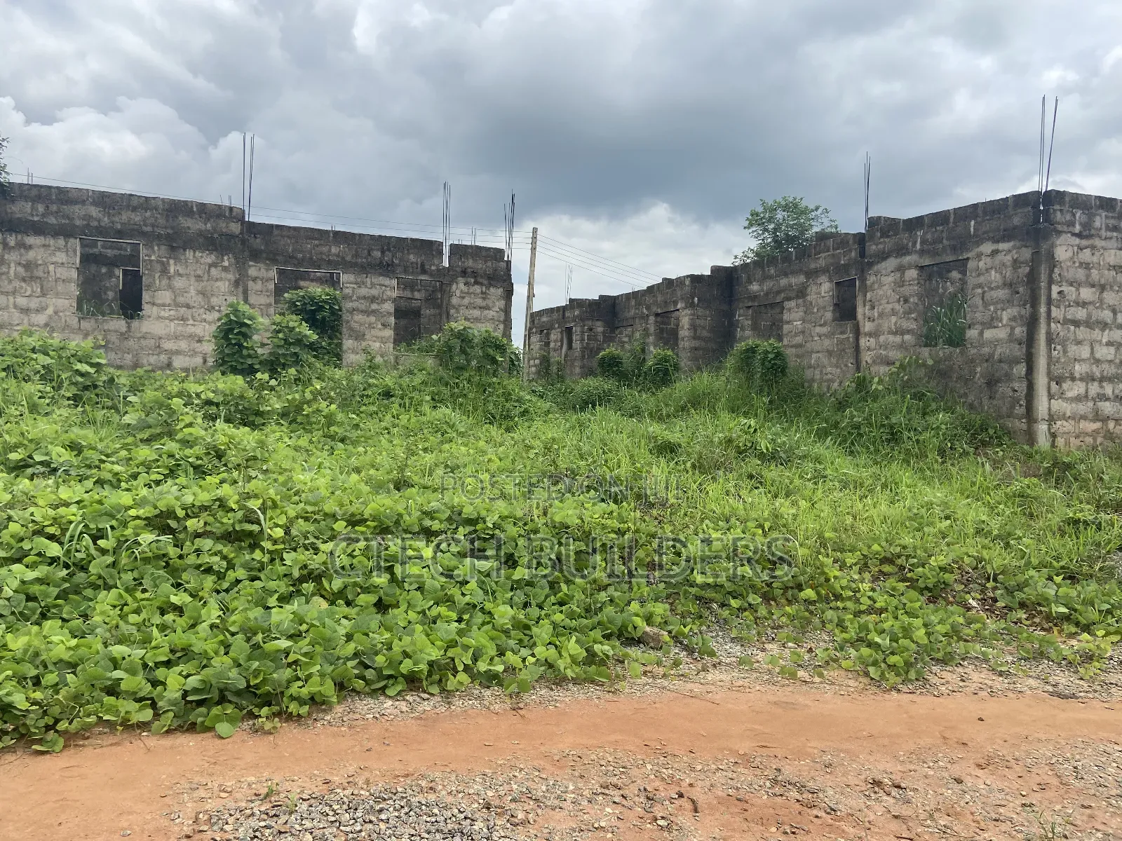 7bdrm Block of Flats in Benin City for sale in Benin City