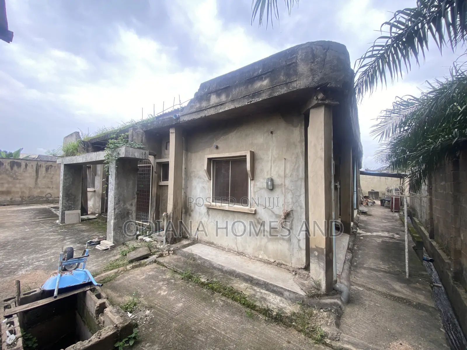5bdrm Bungalow in Celica, Off New Ife-, Iwo Road for sale in Iwo Road