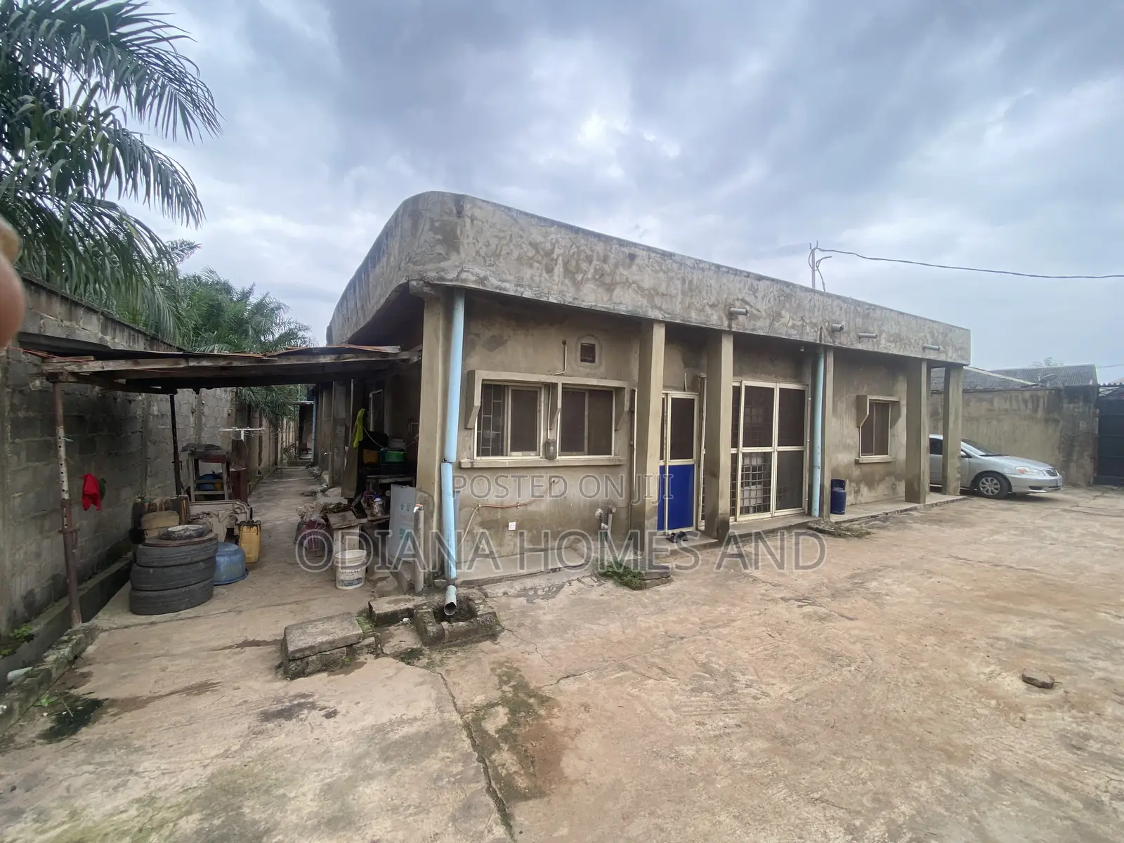 5bdrm Bungalow in Celica, Off New Ife-, Iwo Road for sale in Iwo Road