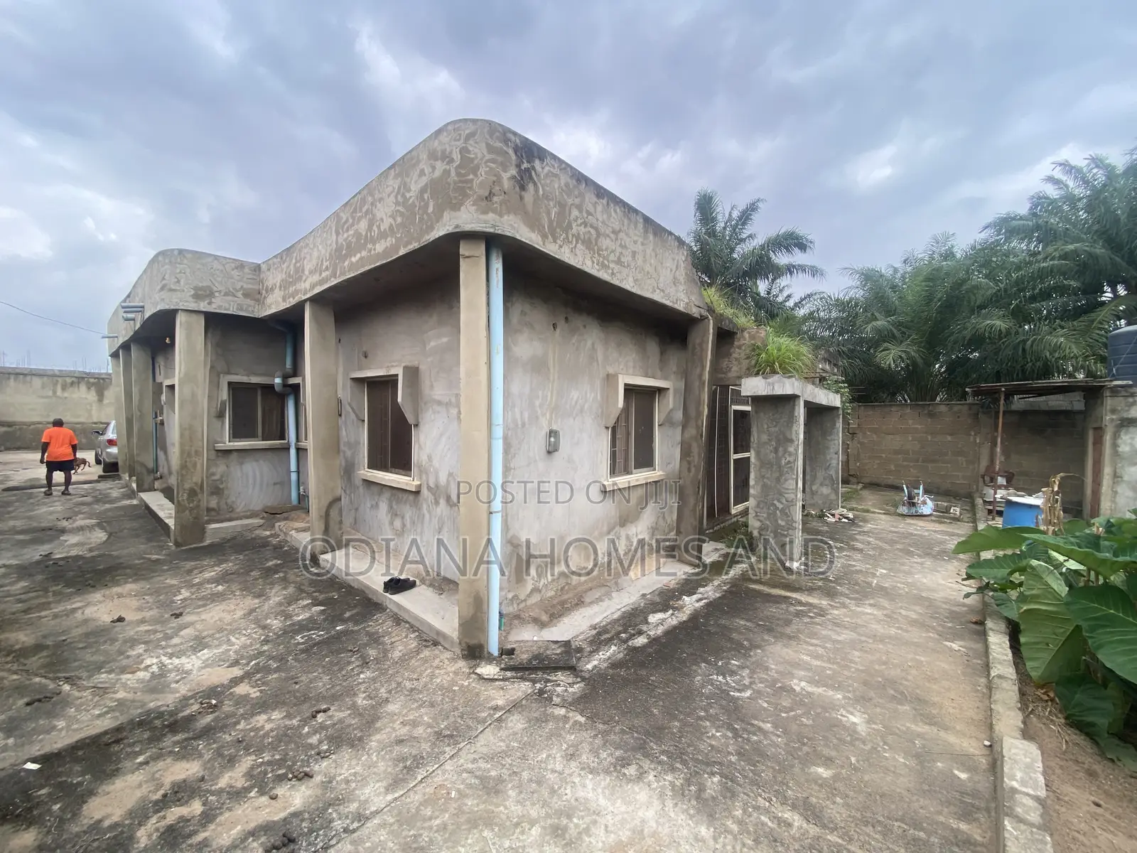 5bdrm Bungalow in Celica, Off New Ife-, Iwo Road for sale in Iwo Road