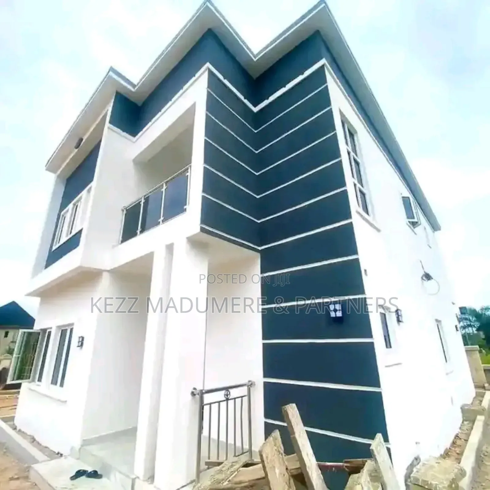 4bdrm Duplex in Gated Estate With, Port-Harcourt for sale in Port-Harcourt