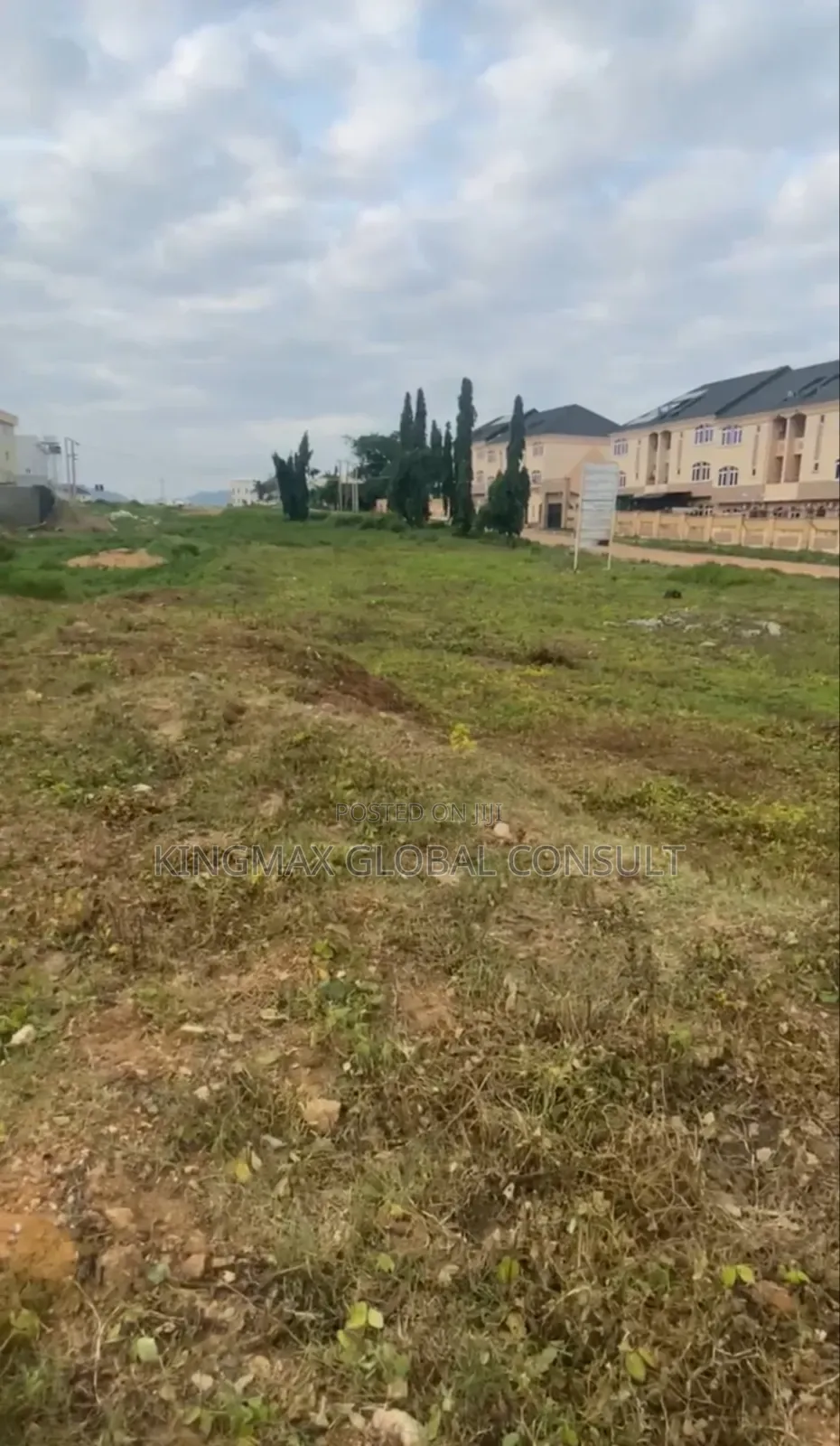 Flat Filling Station Land With a Building Size Is 4762sqm in Dape