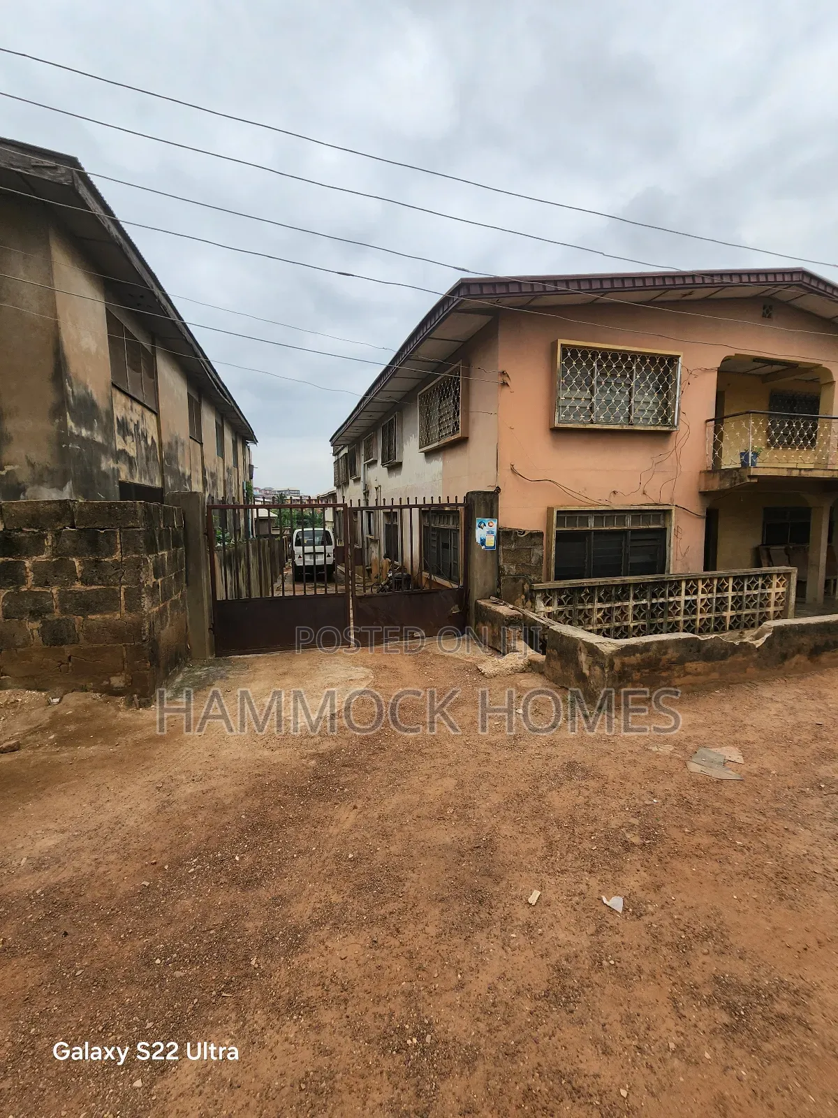 16bdrm Block of Flats in Agodi Gate for sale in Agodi