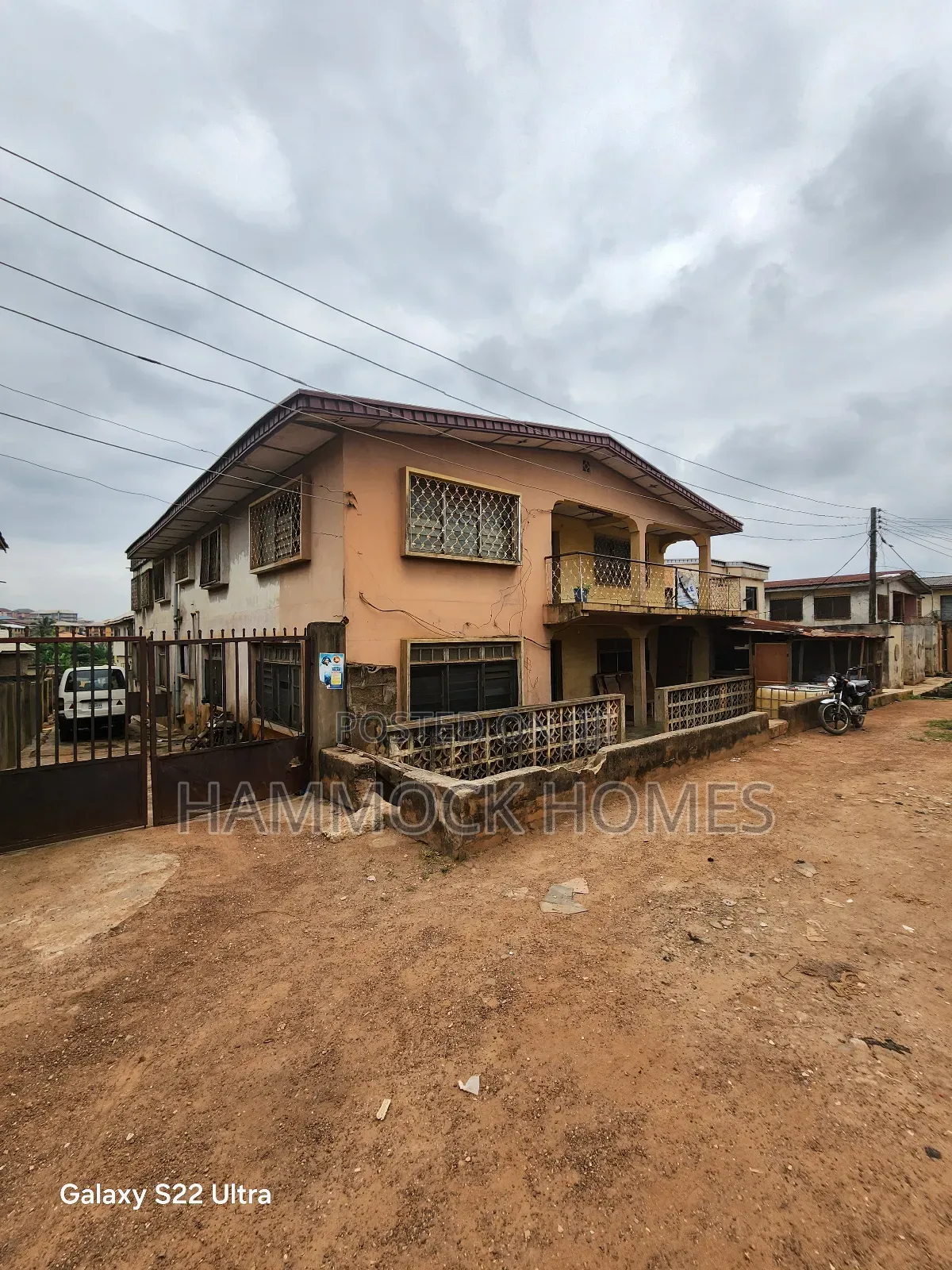 16bdrm Block of Flats in Agodi Gate for sale in Agodi