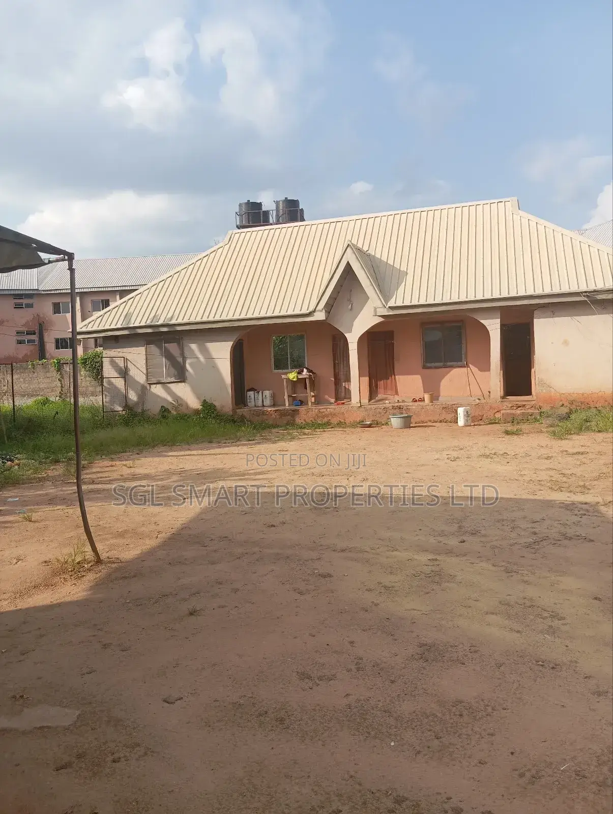 3bdrm Apartment in Agu Awka Axis for sale in Awka