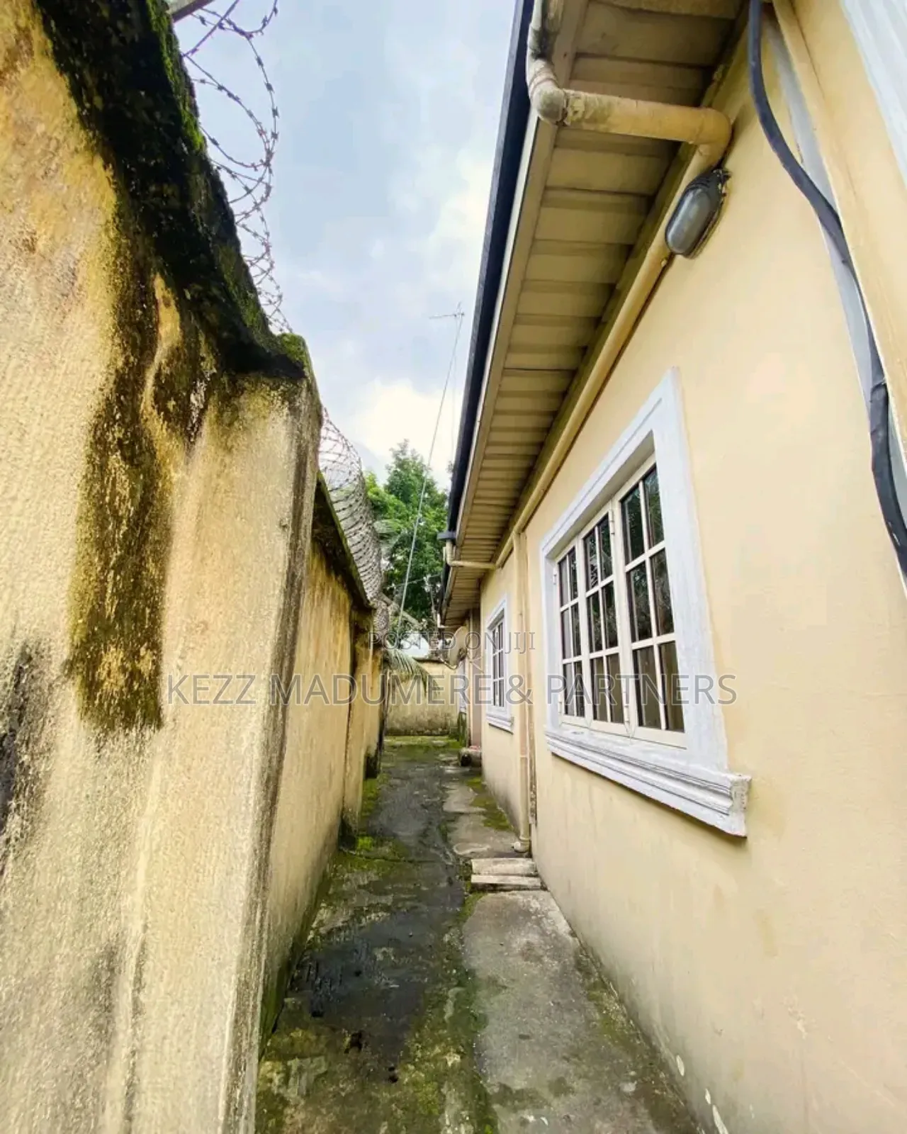 4bdrm Bungalow in Rumuoke , Off Ada for sale in Port-Harcourt