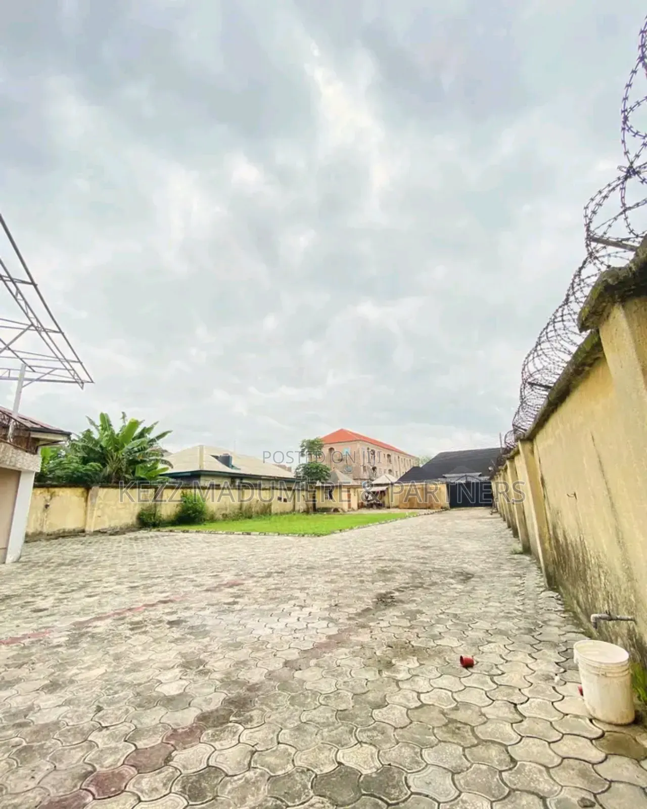 4bdrm Bungalow in Rumuoke , Off Ada for sale in Port-Harcourt