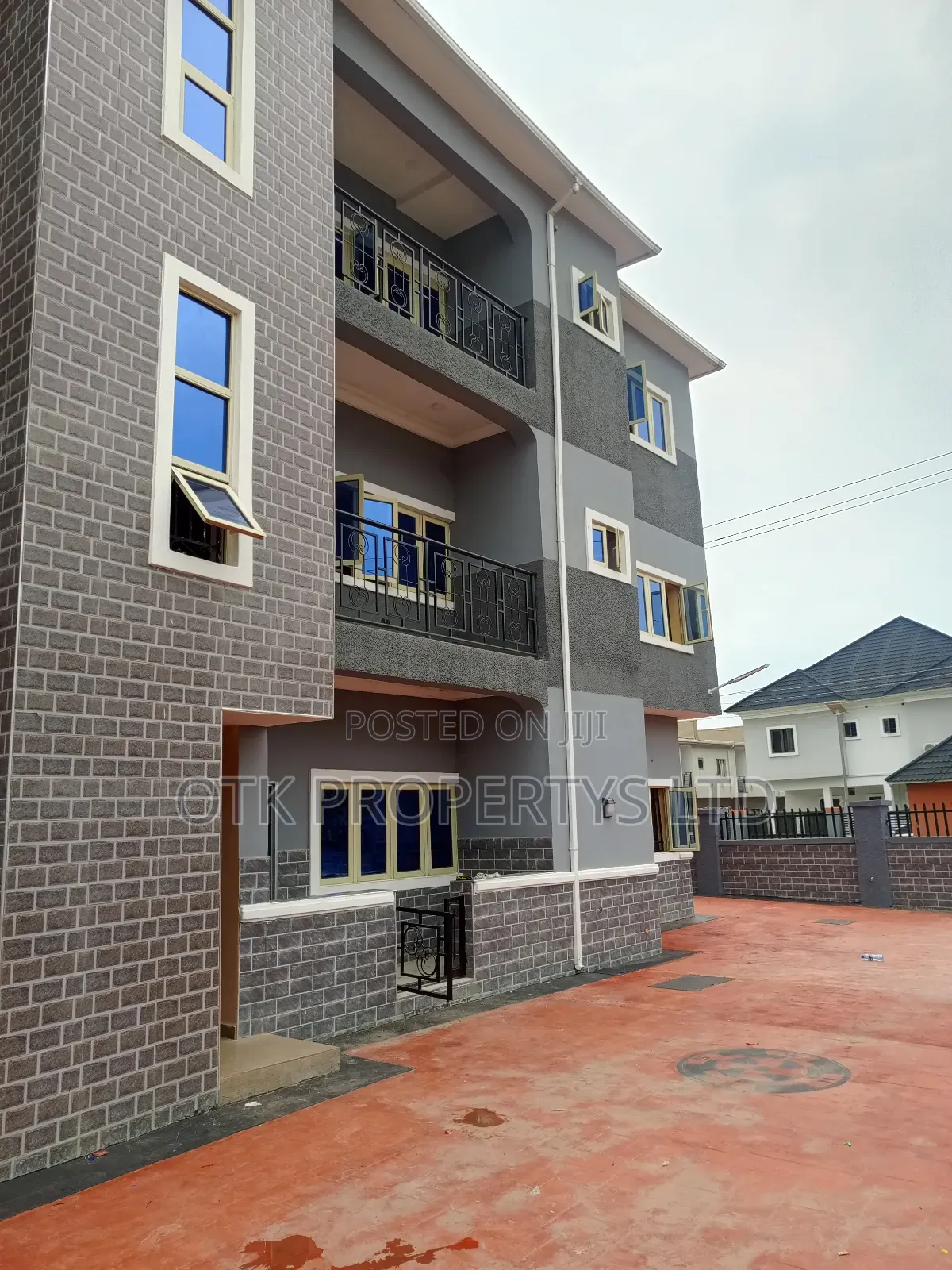 Furnished 2bdrm Block of Flats in Fo1, Kubwa for rent in Kubwa