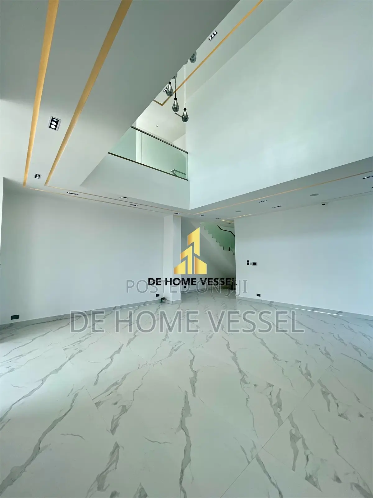 5bdrm Duplex in Osapa london for sale in Osapa london