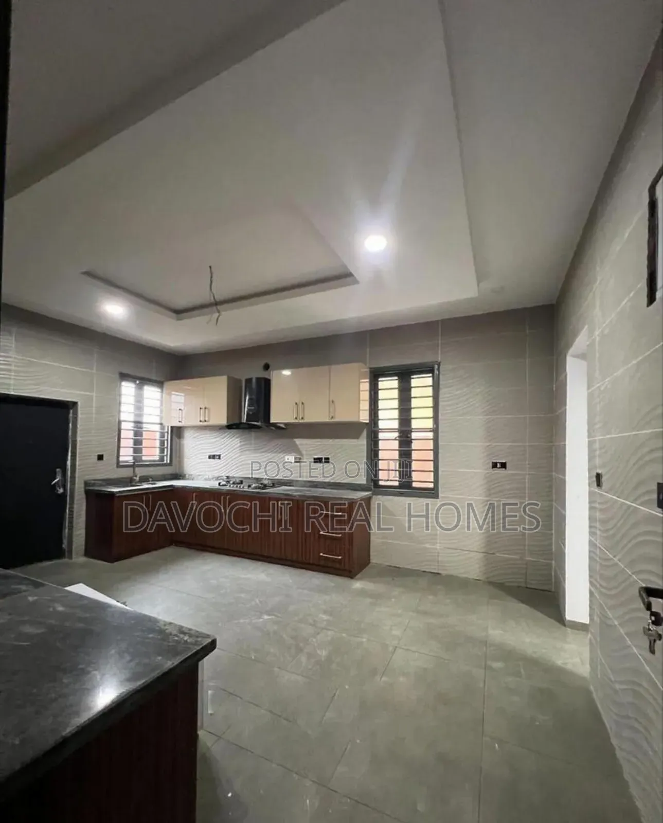 5bdrm Duplex in Lekki Ikate for rent in Lekki