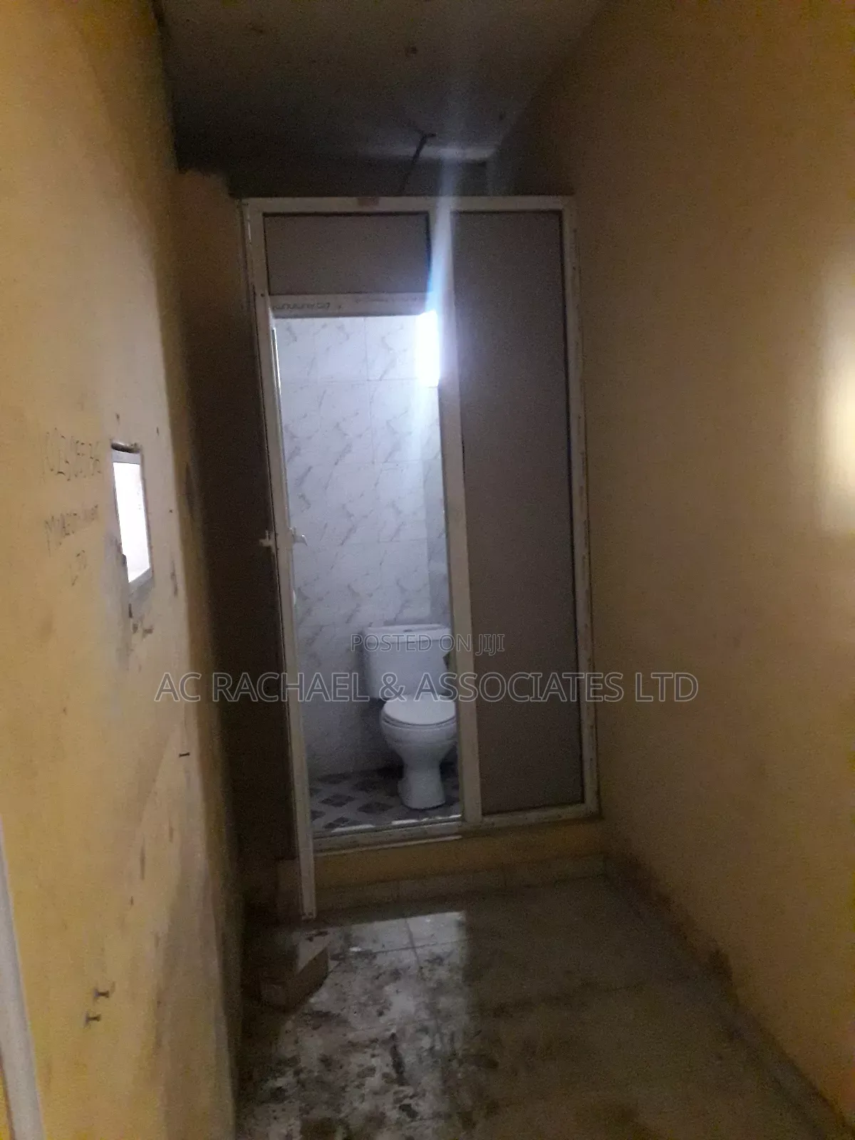33 Rooms Hotel For Sale Along Ire Akari Road in Ire Akari