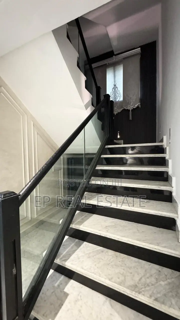 Furnished 6bdrm Duplex in Katampe Extension for sale in Katampe Extension