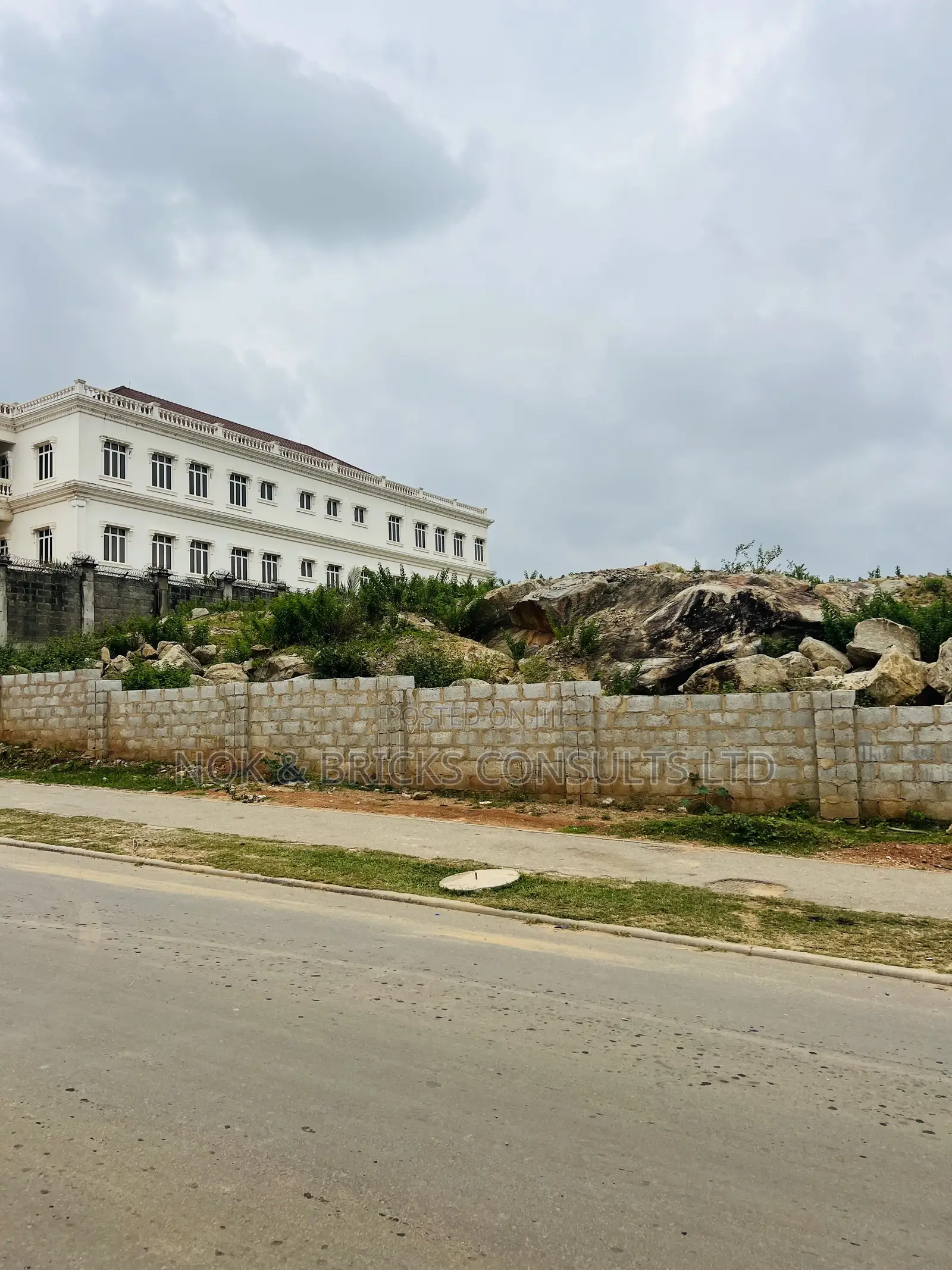 The Best Land in Guzape in Guzape District