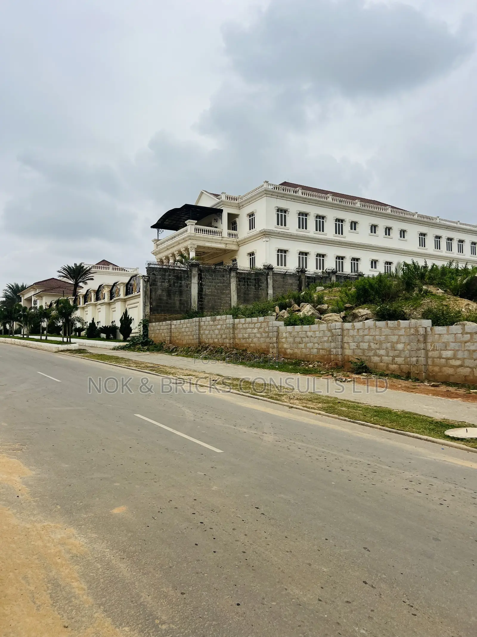 The Best Land in Guzape in Guzape District