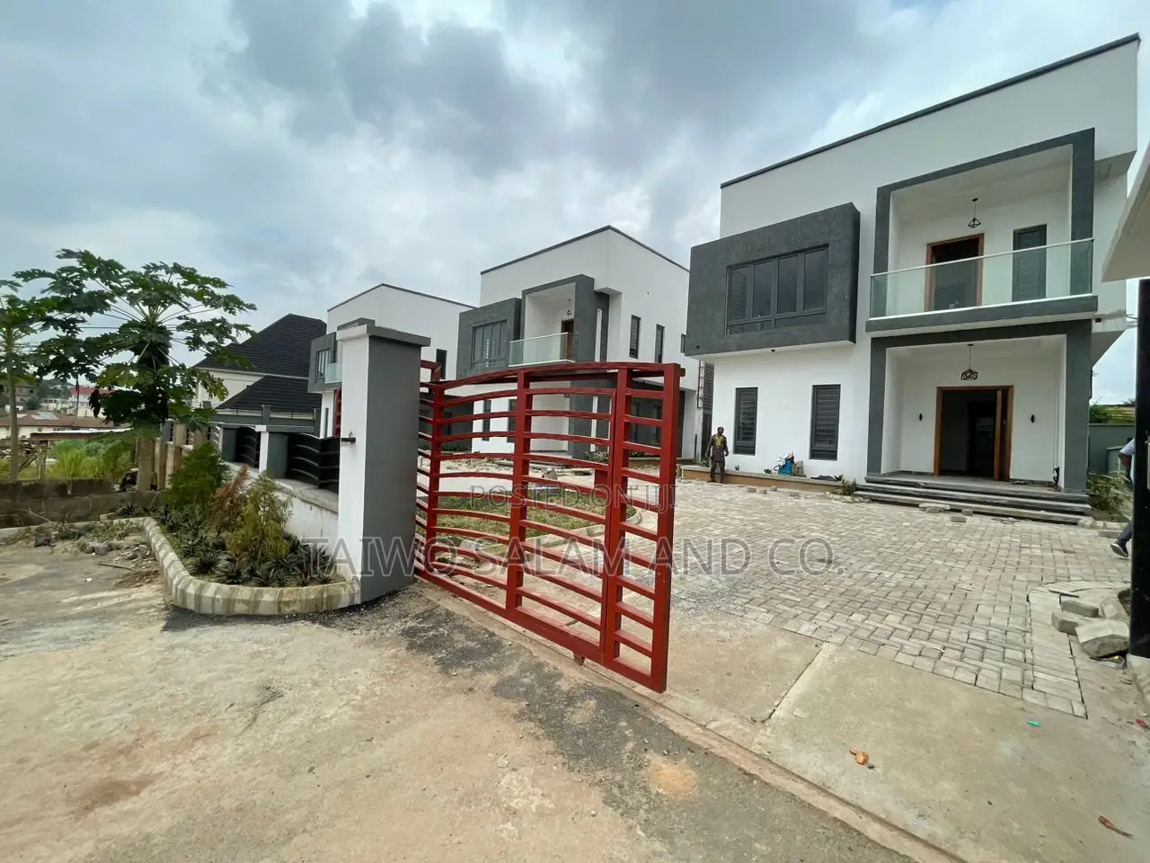 4bdrm Block of Flats in Akobo for sale in Akobo