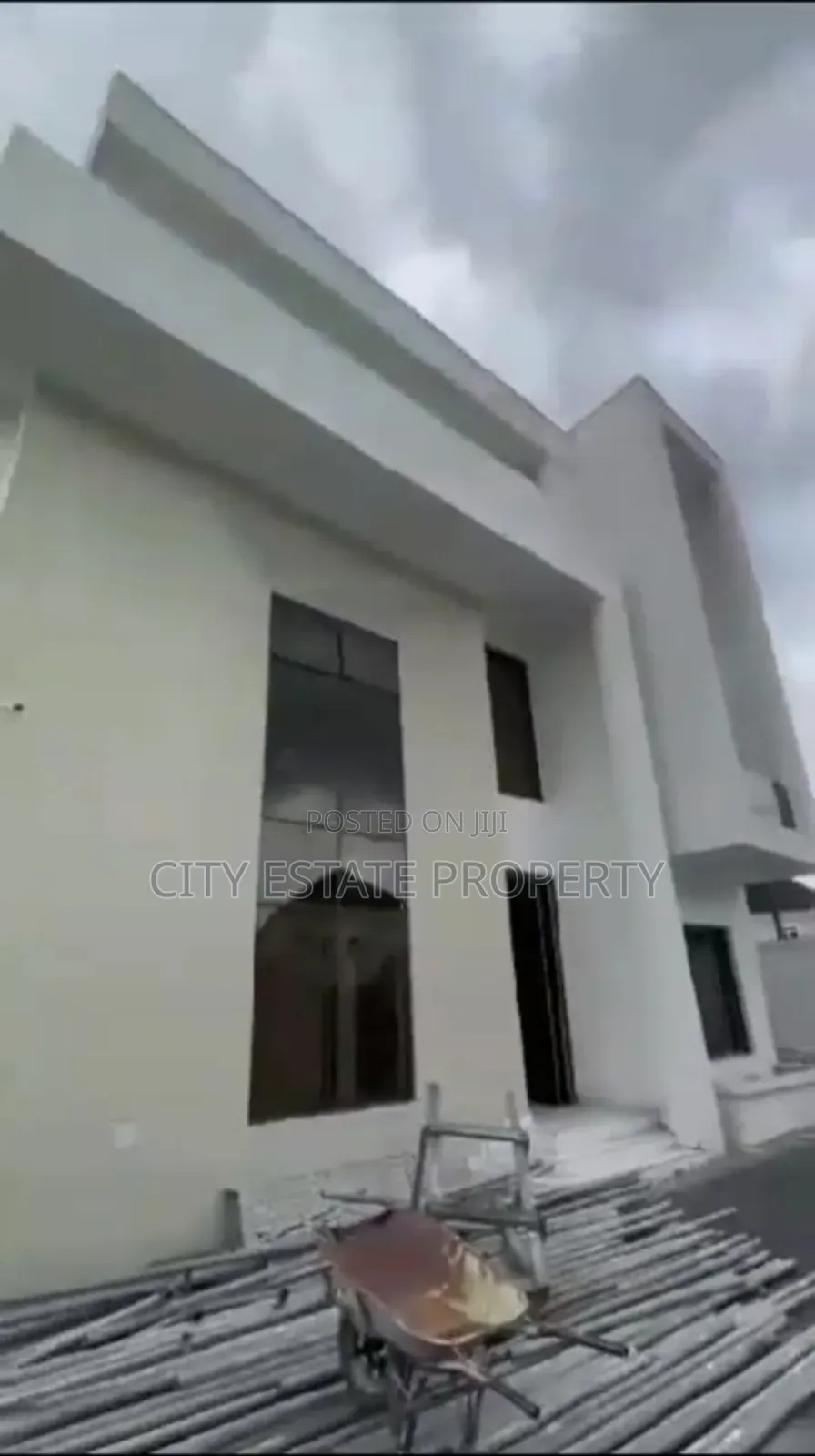 Furnished 5bdrm Duplex in Odili Road, Port-Harcourt for sale in Port-Harcourt