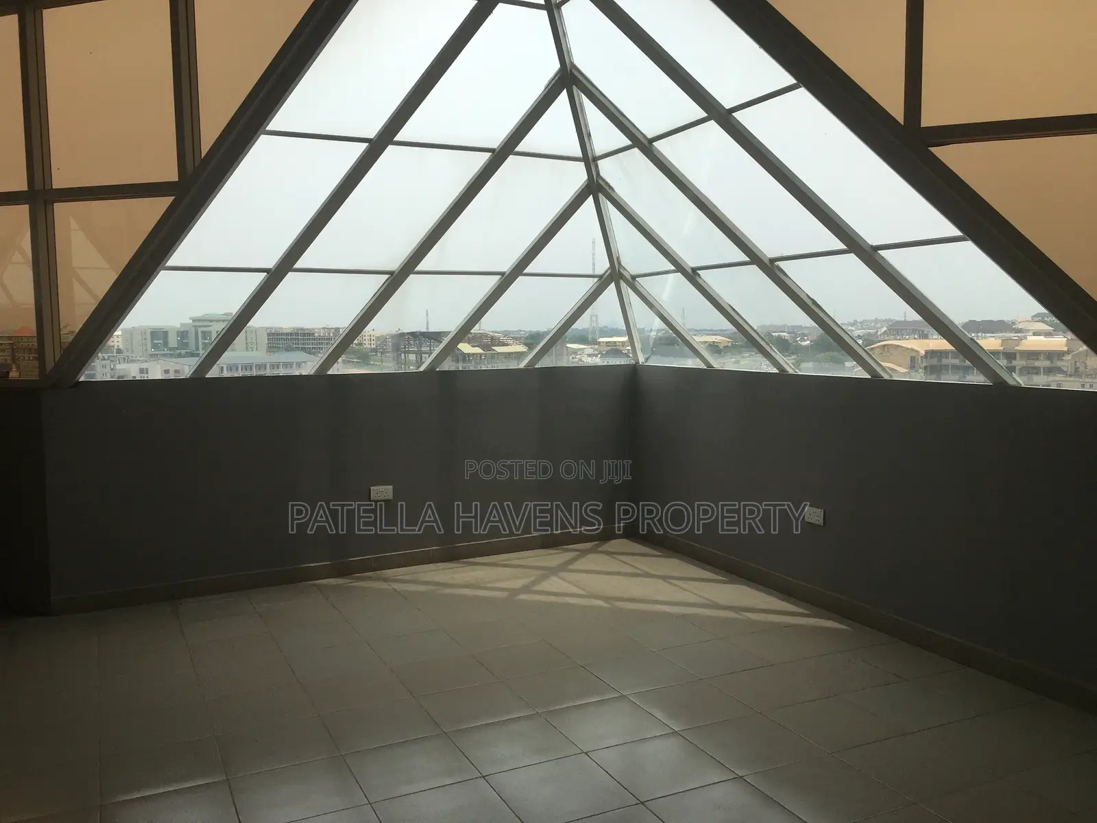 Massive Office Space in Wuse