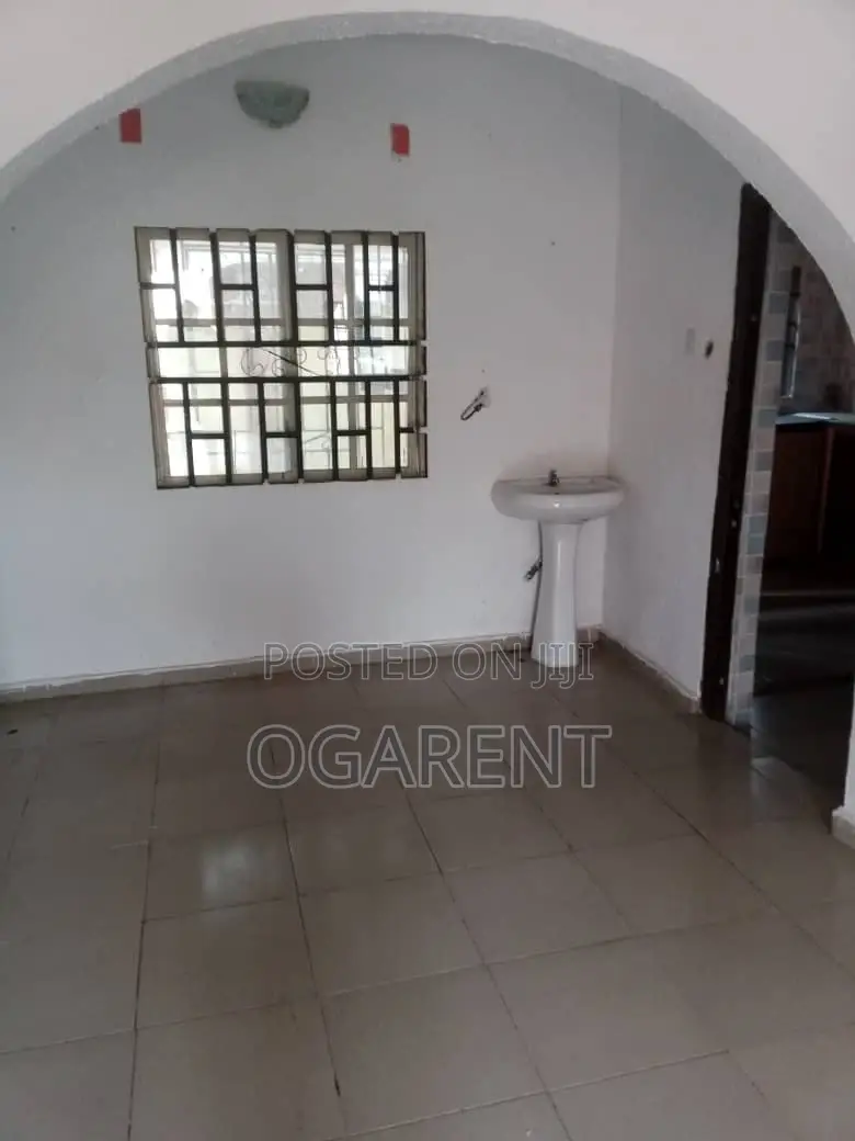 Furnished 3bdrm Apartment in Ugbowo, Bdpa, Benin City for rent in Benin City