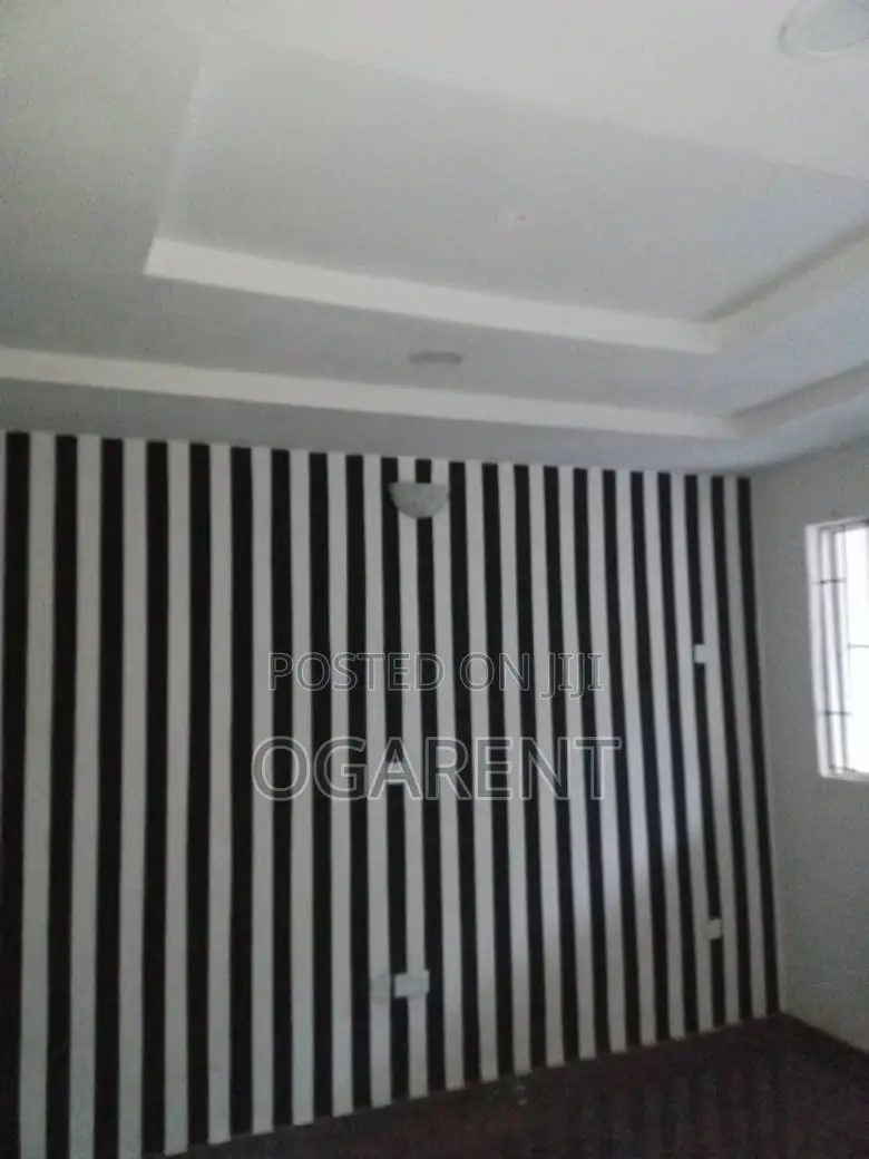 Furnished 2bdrm Apartment in 1St Ugbor ,Close To, Benin City for rent in Benin City