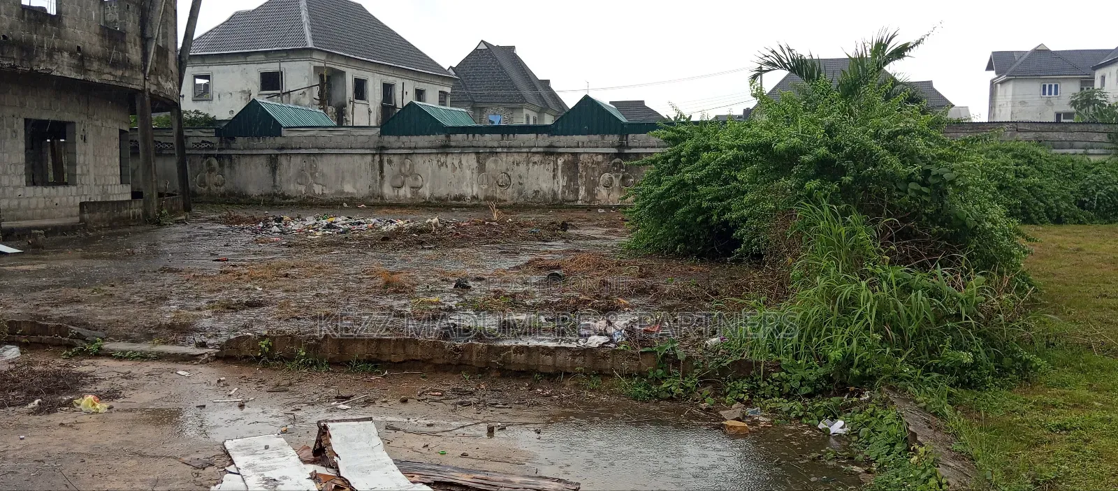 For Sale : 1 Plot at Havana Estate, Sars Rd in Port-Harcourt
