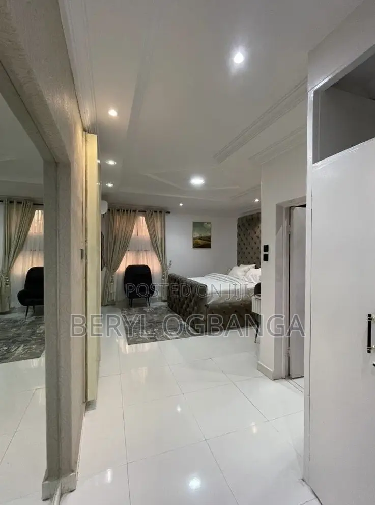 2bedroom Duplex With Private Pool (Can Accept Party) in Lekki Phase 1