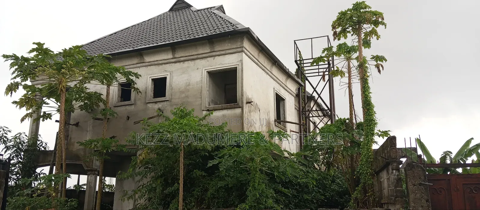 4bdrm Duplex in Mandela Estate , Off for sale in Port-Harcourt