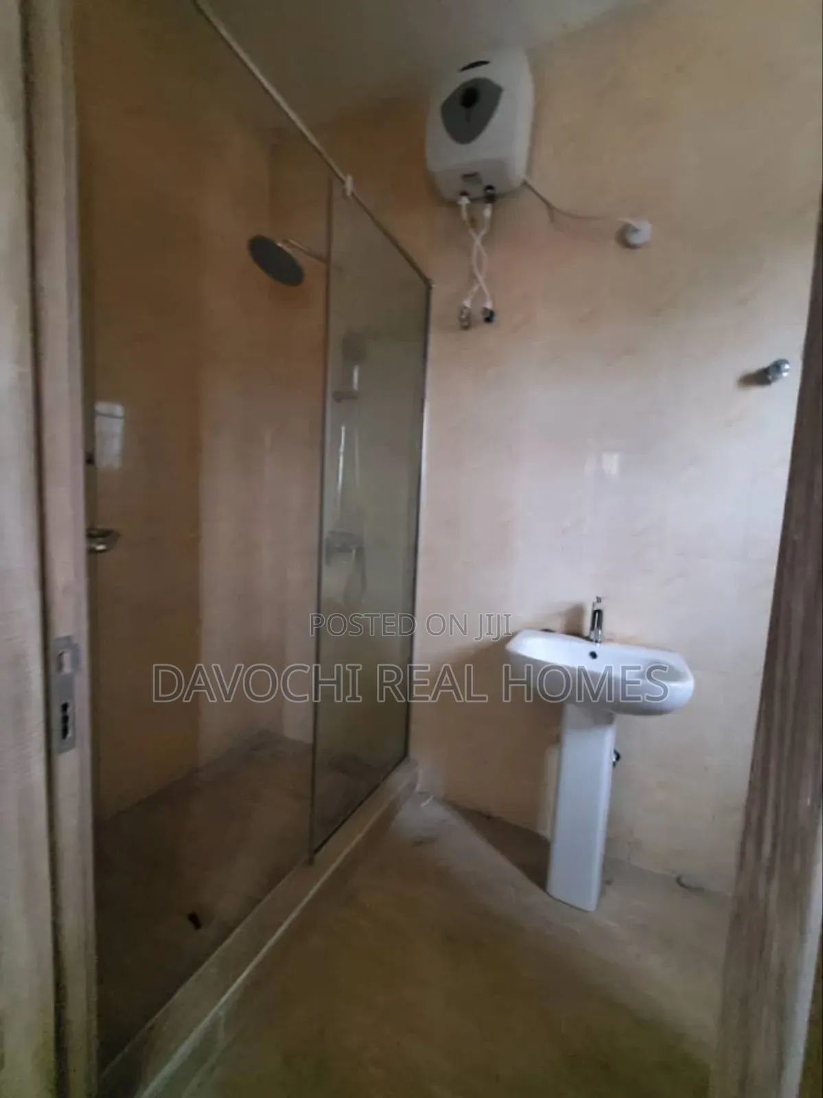 3bdrm Apartment in Lekki Phase One for rent in Lekki
