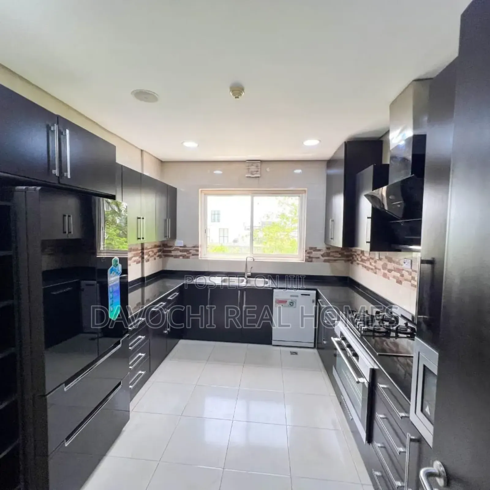 3bdrm Apartment in Banner Island for rent in Banana Island