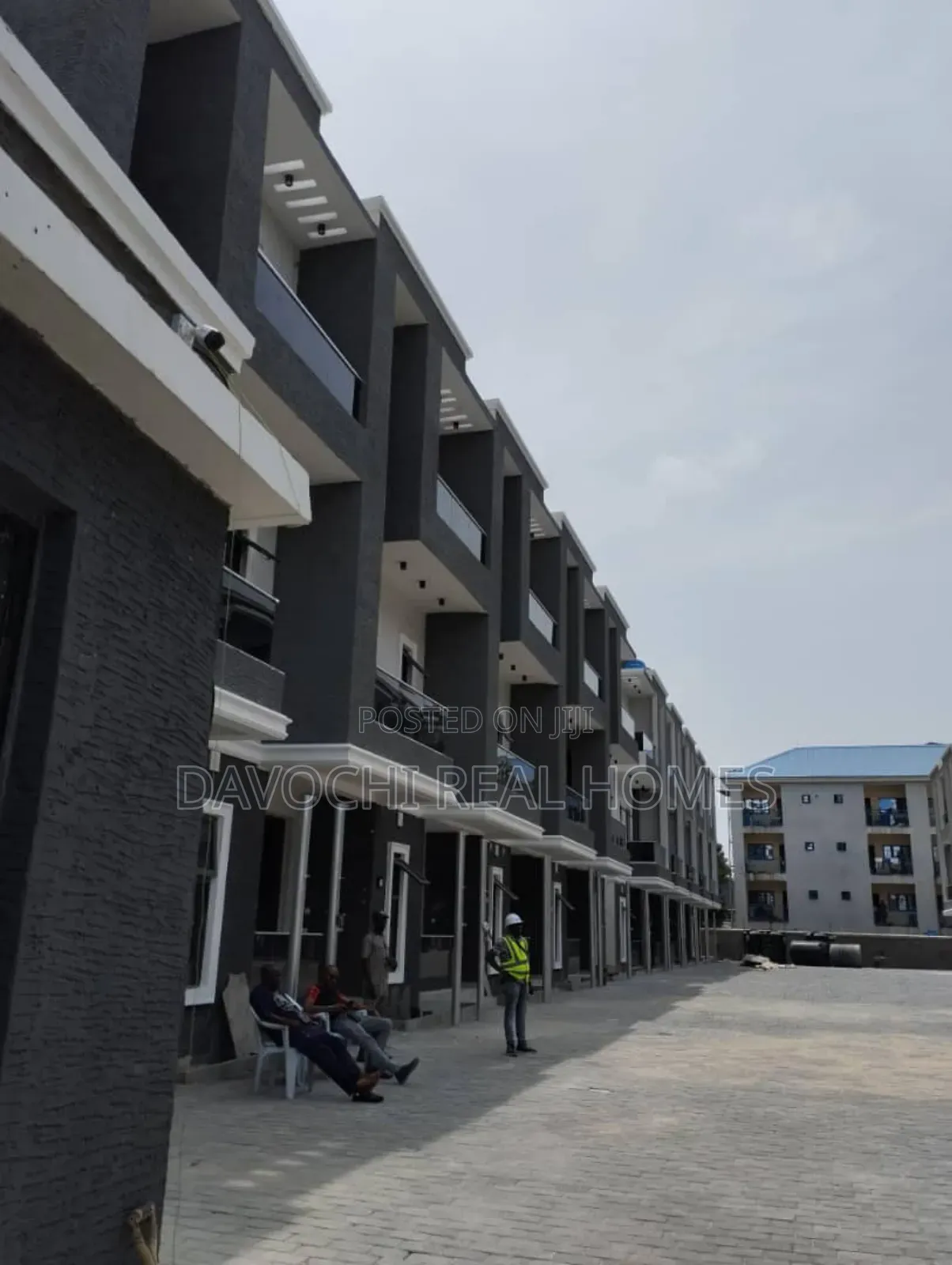 4bdrm Duplex in Adeola Odeku for rent in Adeola Odeku
