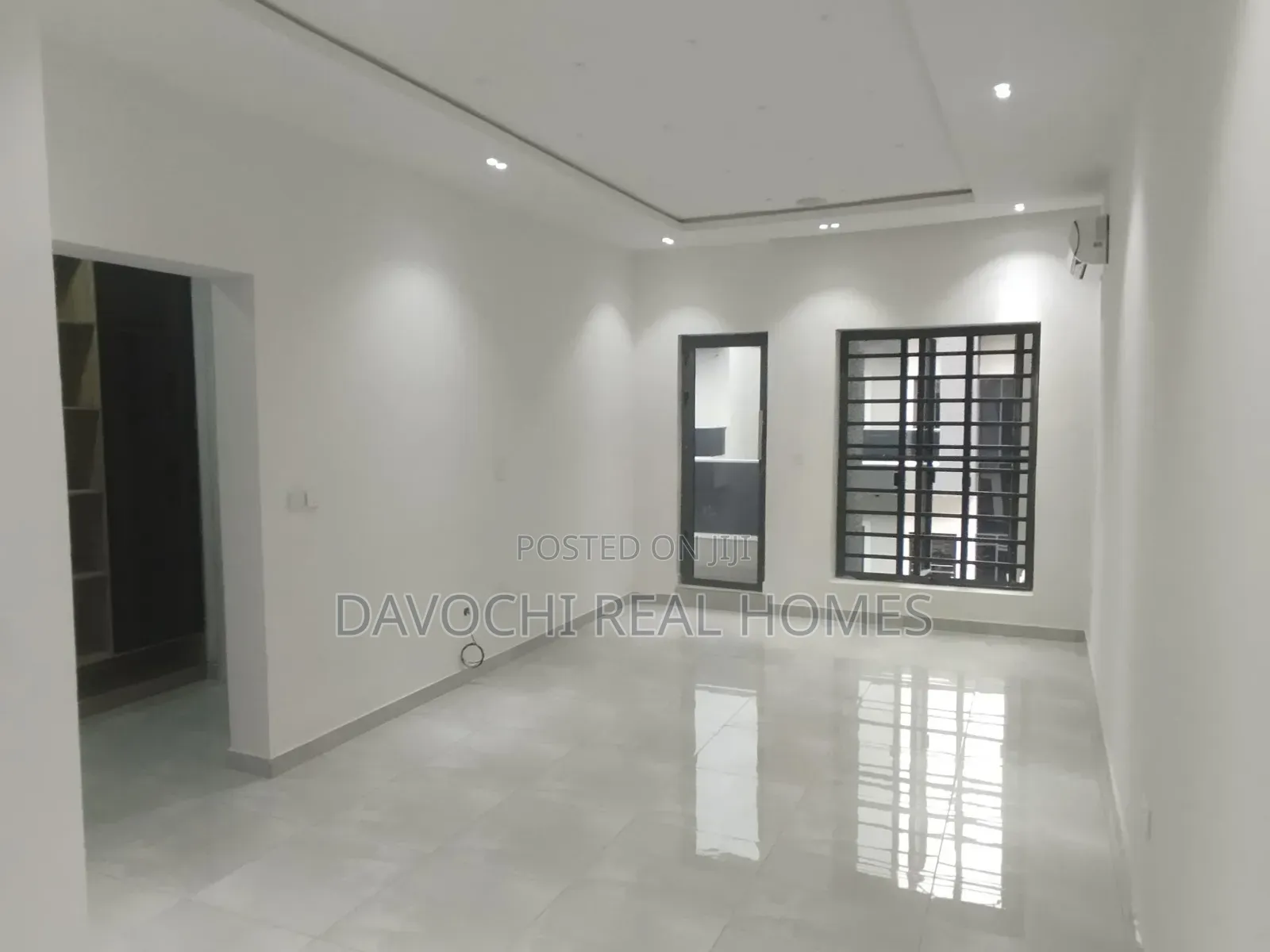 4bdrm Duplex in Adeola Odeku for rent in Adeola Odeku