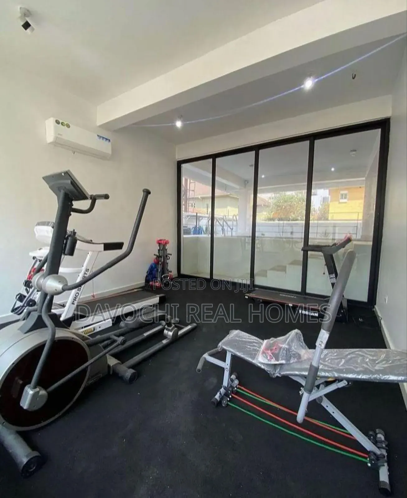 4bdrm Duplex in Lekki Phase One for rent in Lekki