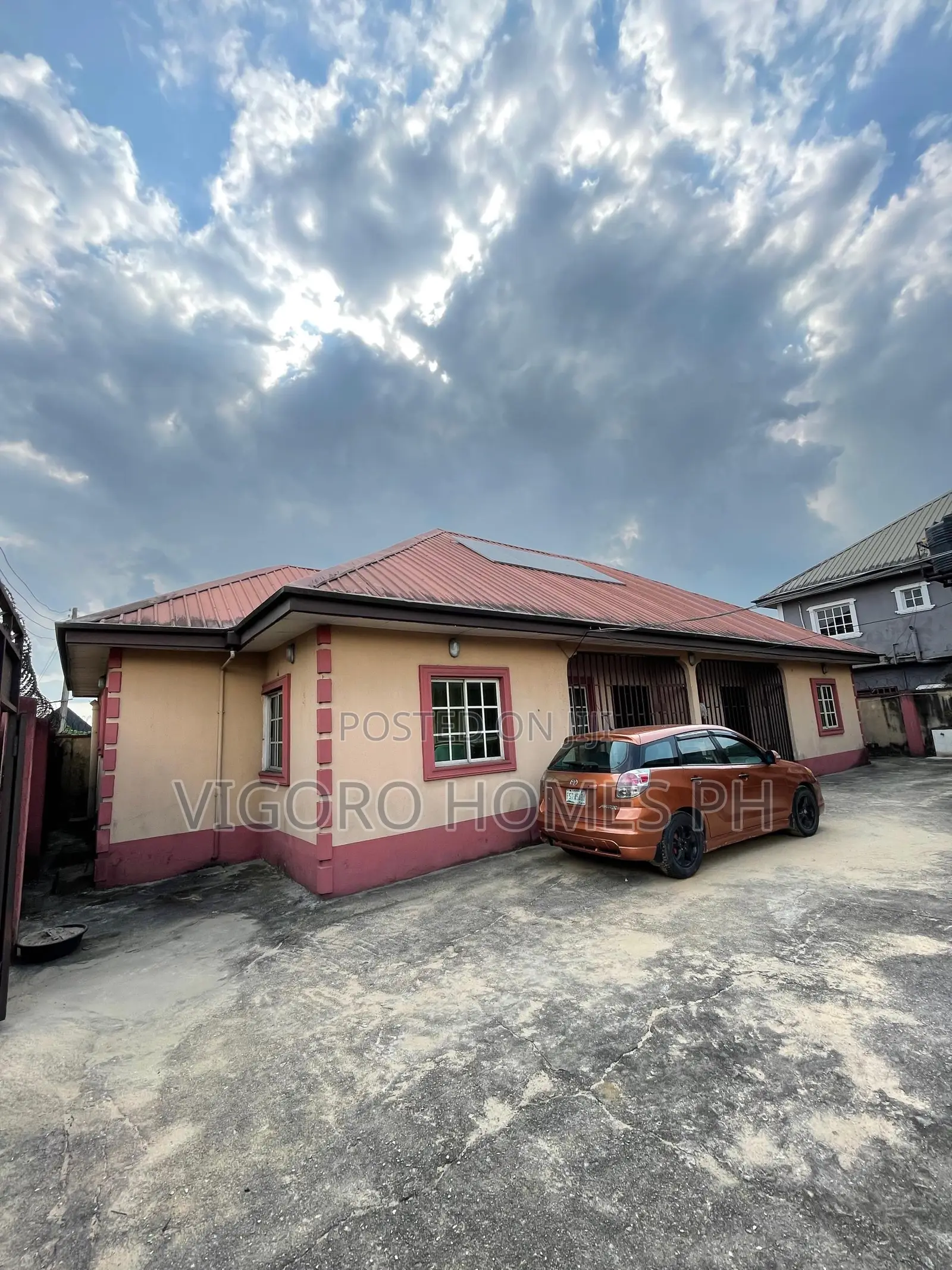 3bdrm Block of Flats in Port-Harcourt for sale in Port-Harcourt
