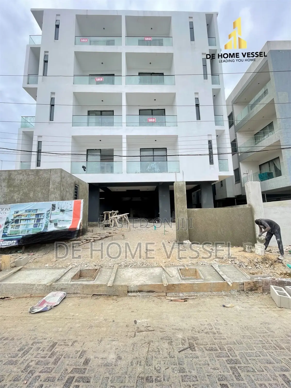 2bdrm Apartment in Lekki for sale in Lekki