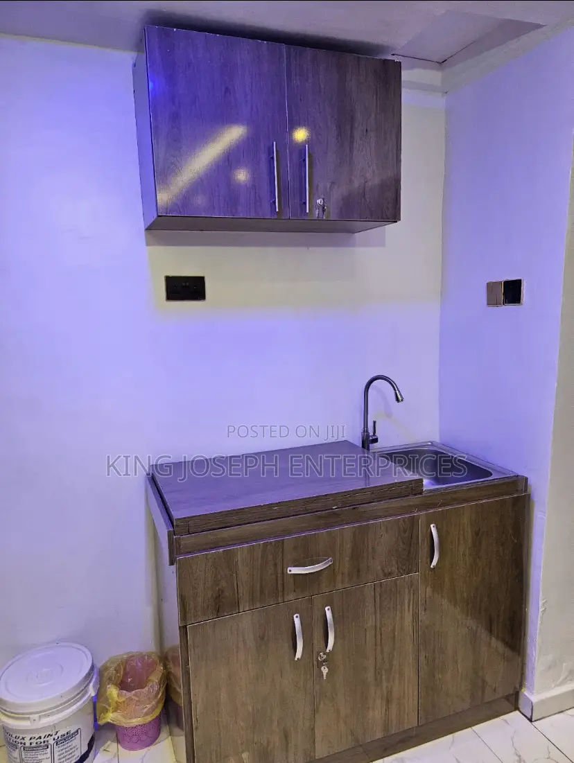 1bedroom Apartment Brains and Hammers City in Life Camp