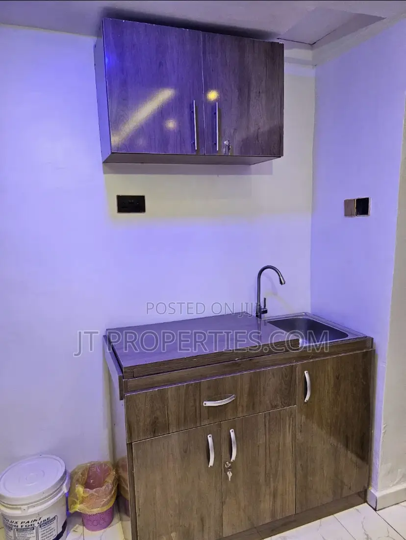 1bedroom Apartment Brains and Hammers City in Life Camp
