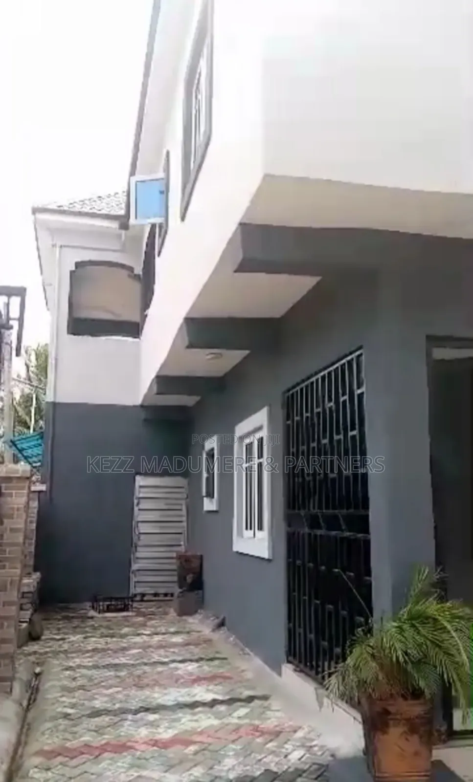 4bdrm Duplex in Dr Peter Odili , for sale in Port-Harcourt