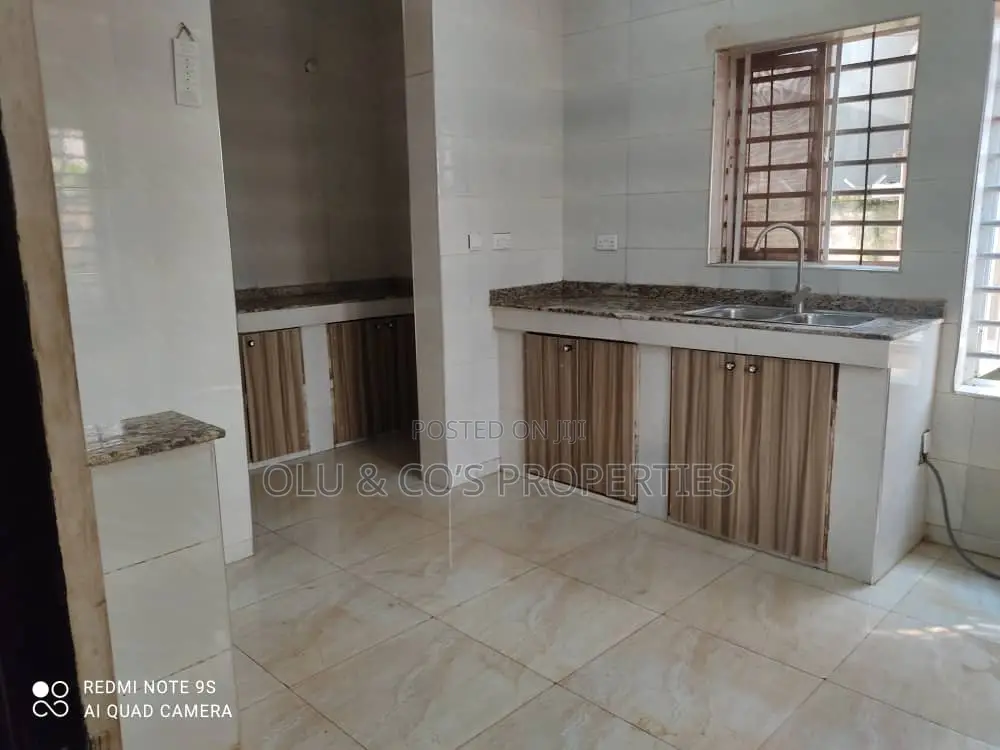 4bdrm Townhouse / Terrace in Estate By Citec, Mbora for rent in Mbora