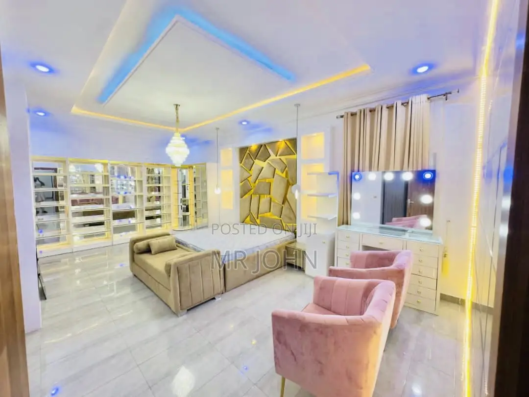 Furnished 5bdrm House in Lekki for sale in Lekki