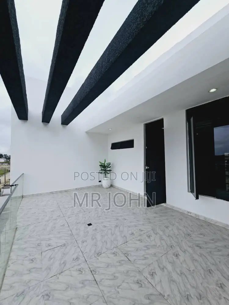 5bdrm House in Lekki for sale in Lekki