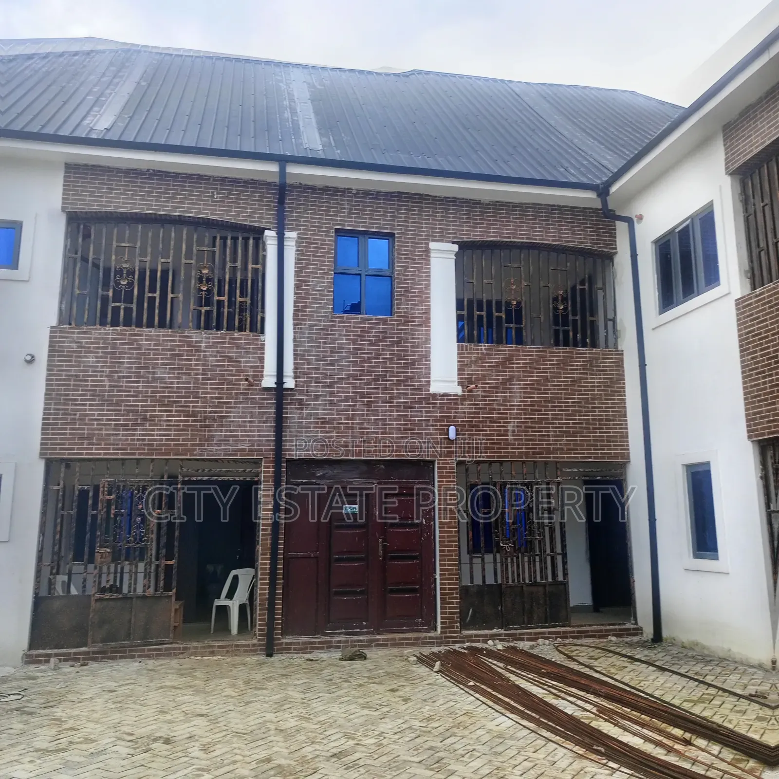 Furnished 1bdrm Block of Flats in Grace Garden Estate, Port-Harcourt in Port-Harcourt