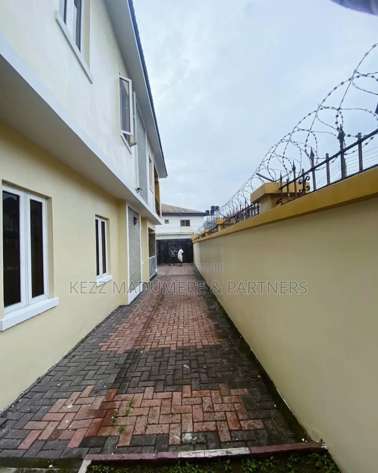 Furnished 4bdrm Duplex in Rumuibekwe Housing for sale in Port-Harcourt