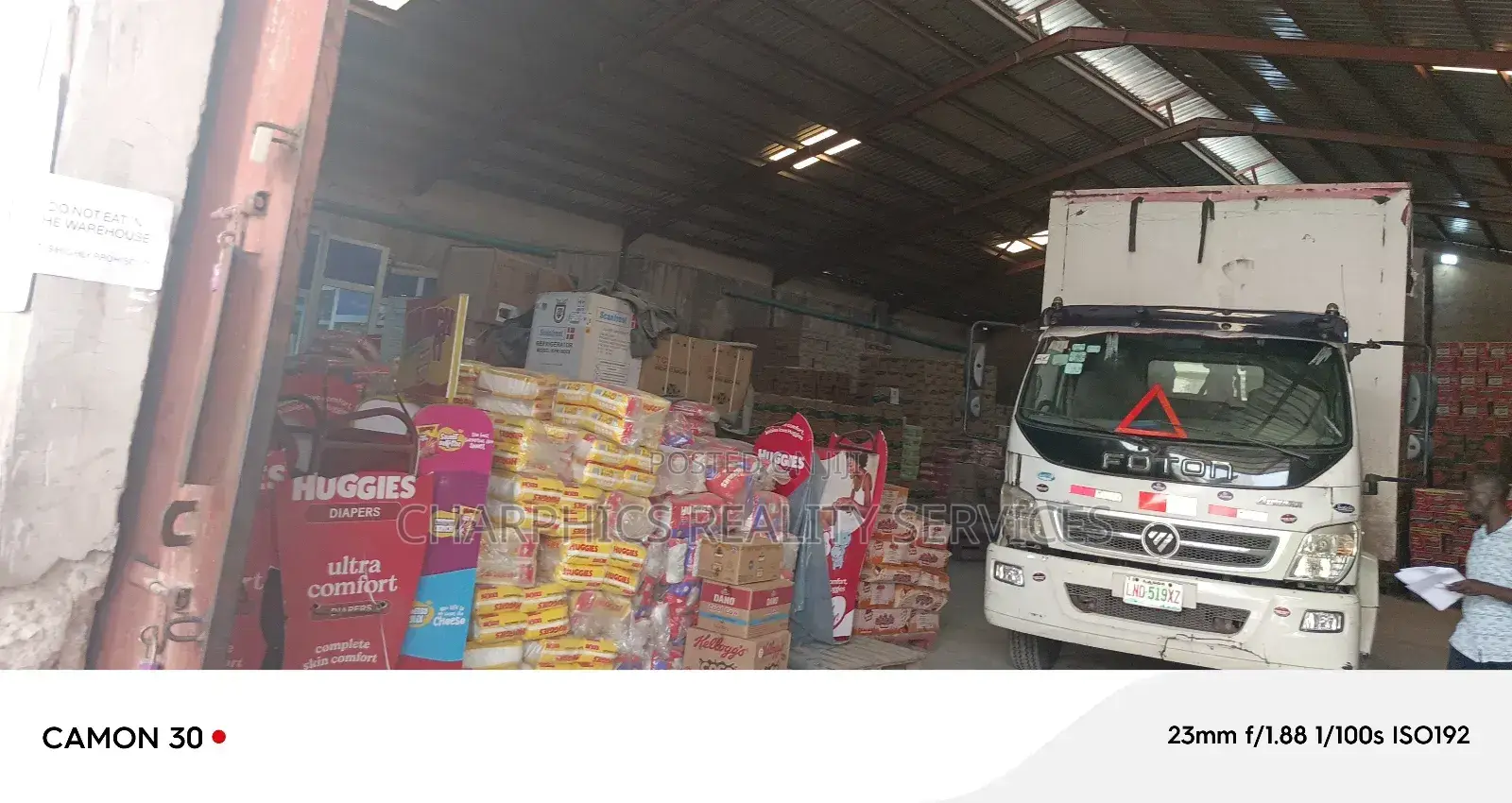 Warehouse 30,000sqft Off Eric Moore Rd Surulere in Eric Moore