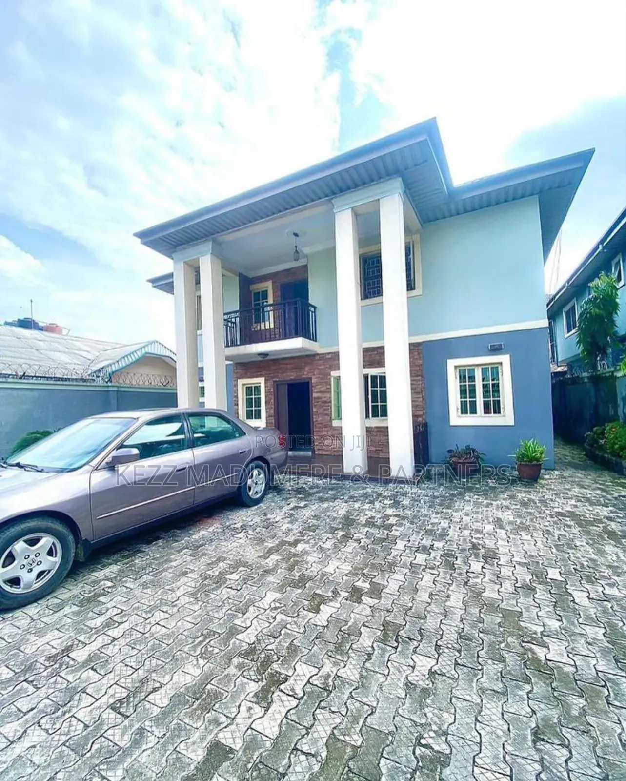 4bdrm Duplex in @ Woji , Port for sale in Port-Harcourt